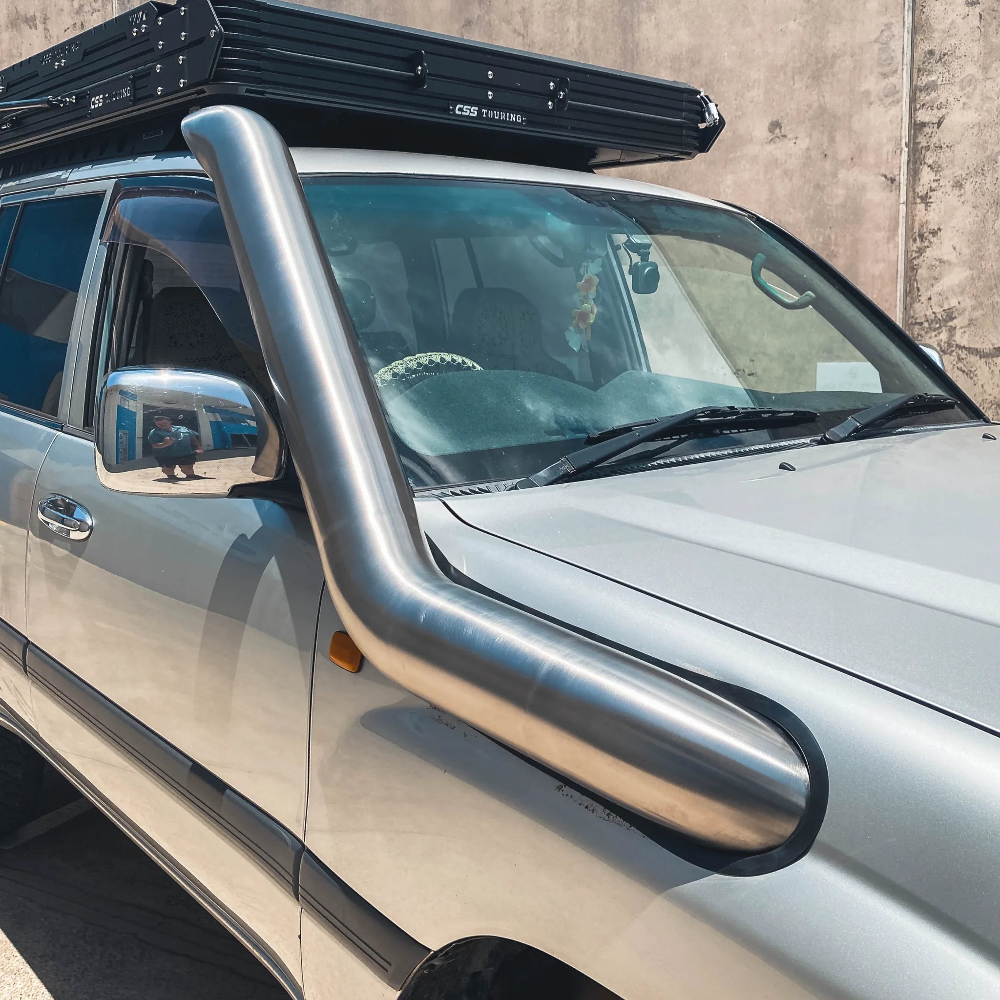 Side view of the Angry Arc 100/105 Series snorkel