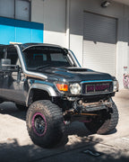 Mandrel-bent body of the Toyota Landcruiser 70 Series V8 snorkel